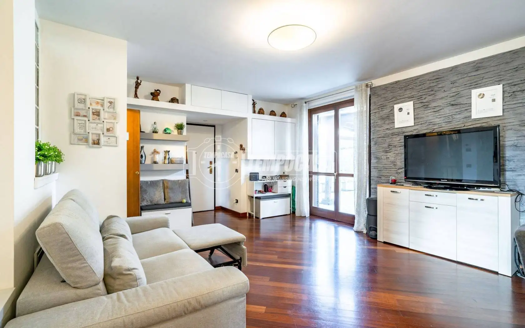 Appartamento in vendita a Caronno Pertusella