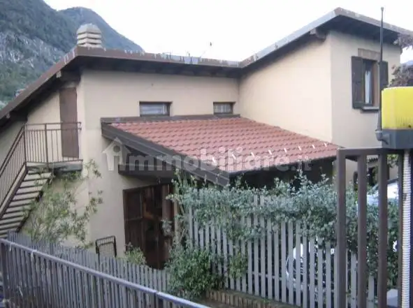 Villa in asta a Castelmarte