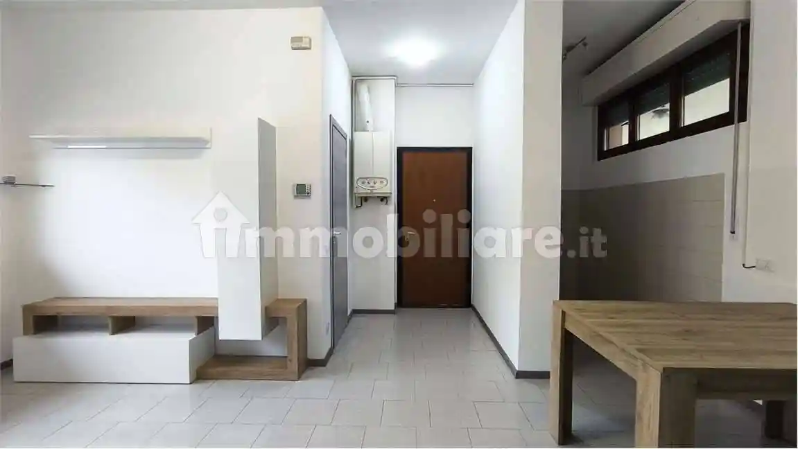 Bilocale via Agrigento - piazzale f.lli Rosselli, 4, Centro, Malnate - foto 4