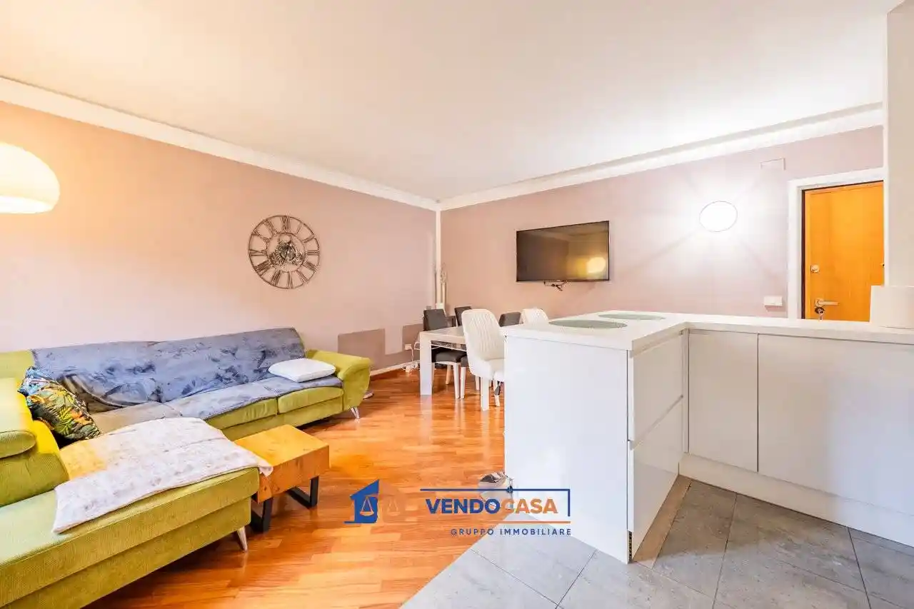 Appartamento via Vittorio Alfieri 27, Centro Storico, Moncalieri - foto 4