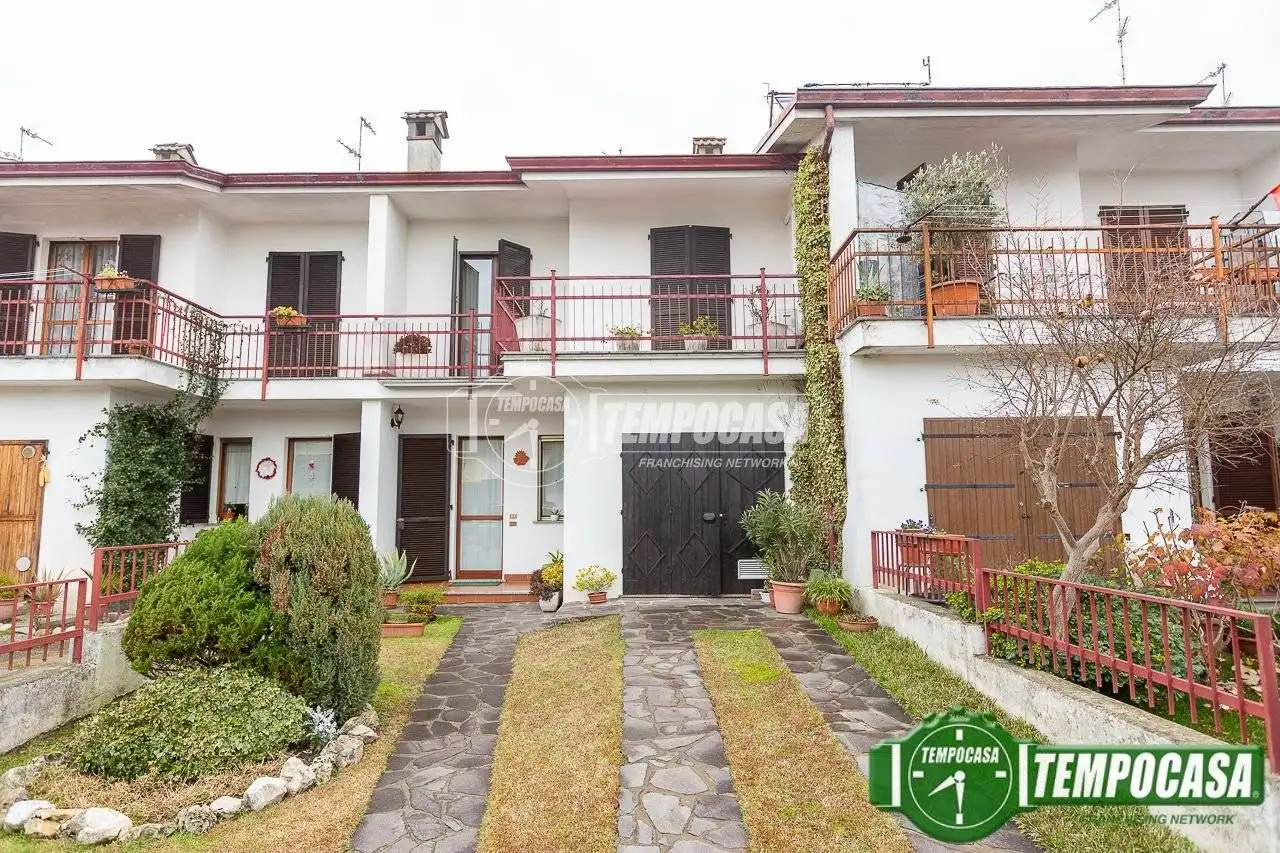 Villetta a schiera in vendita a Dovera