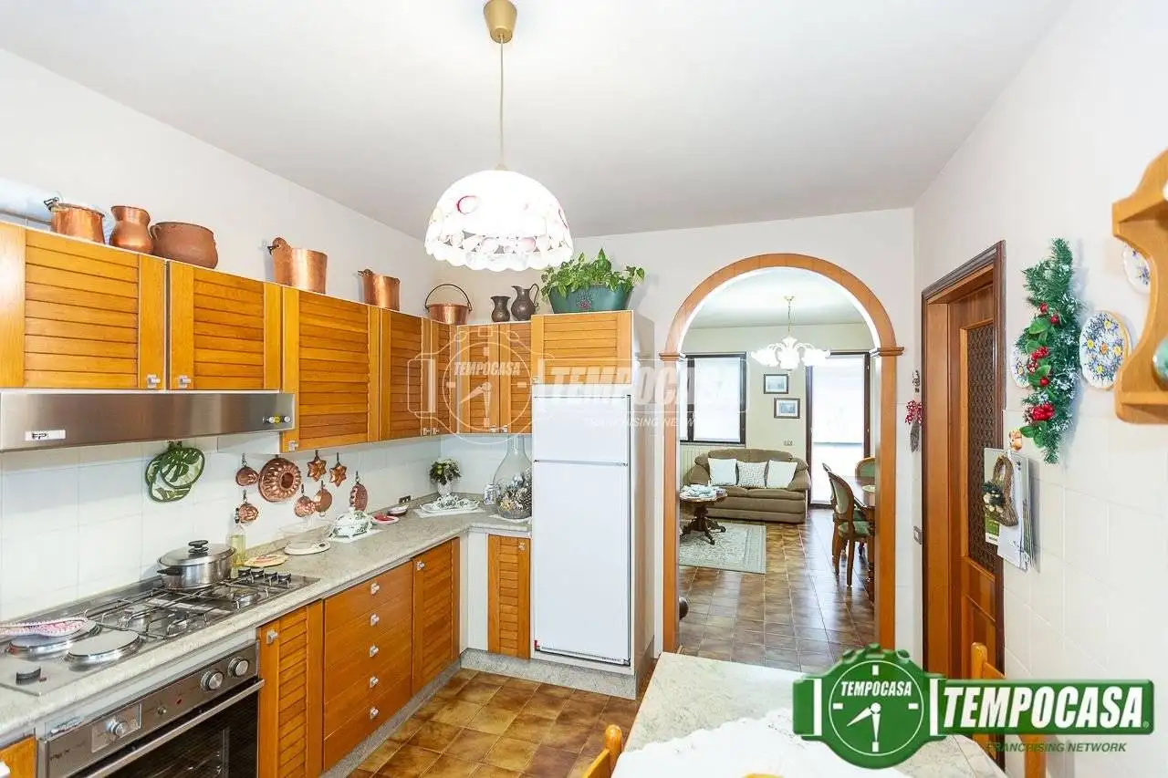 Villa a schiera via Angelo Ferri, Centro, Dovera - foto 2