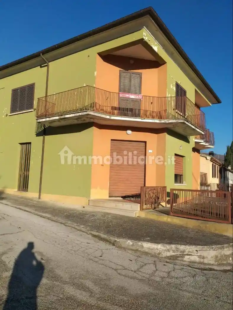 Casa indipendente in vendita a Montefelcino