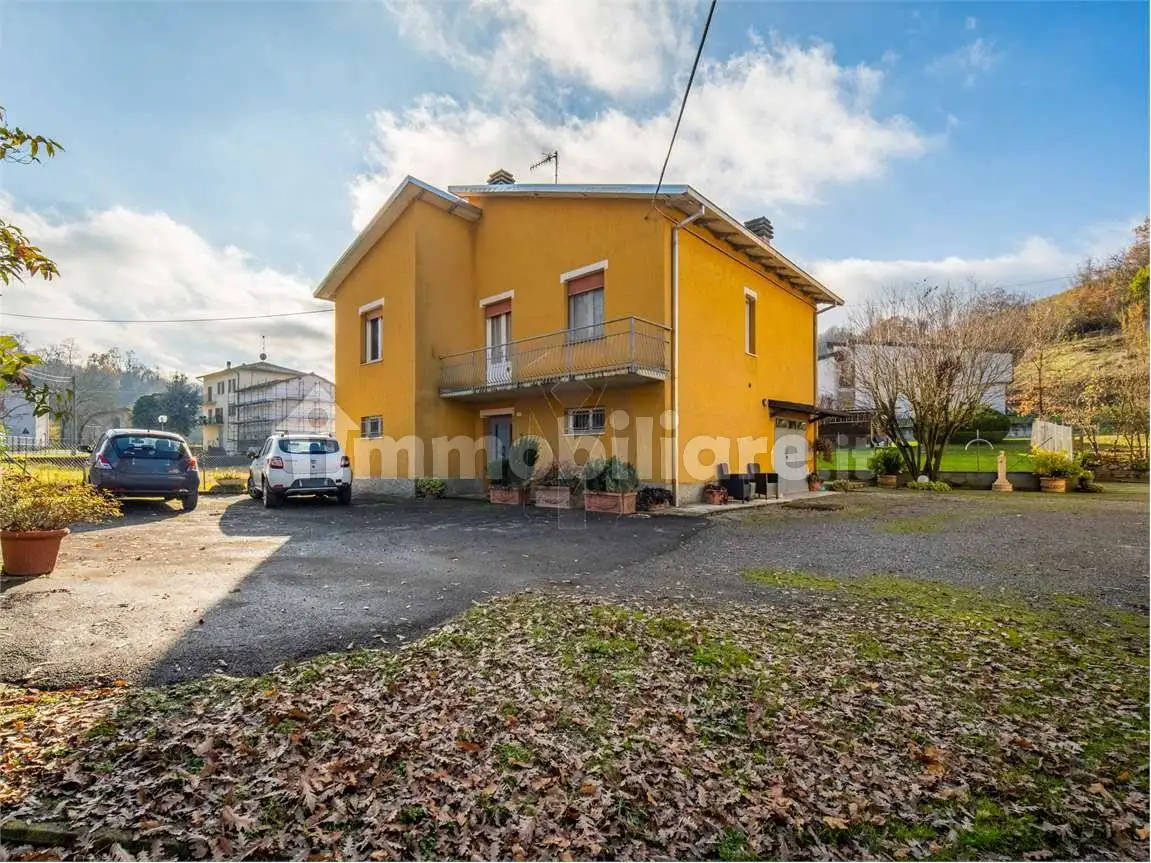 Casa indipendente in vendita a Vezzano sul Crostolo