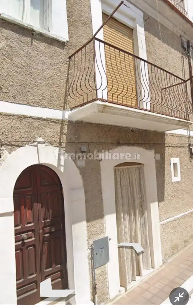 Appartamento in vendita a Rignano Garganico