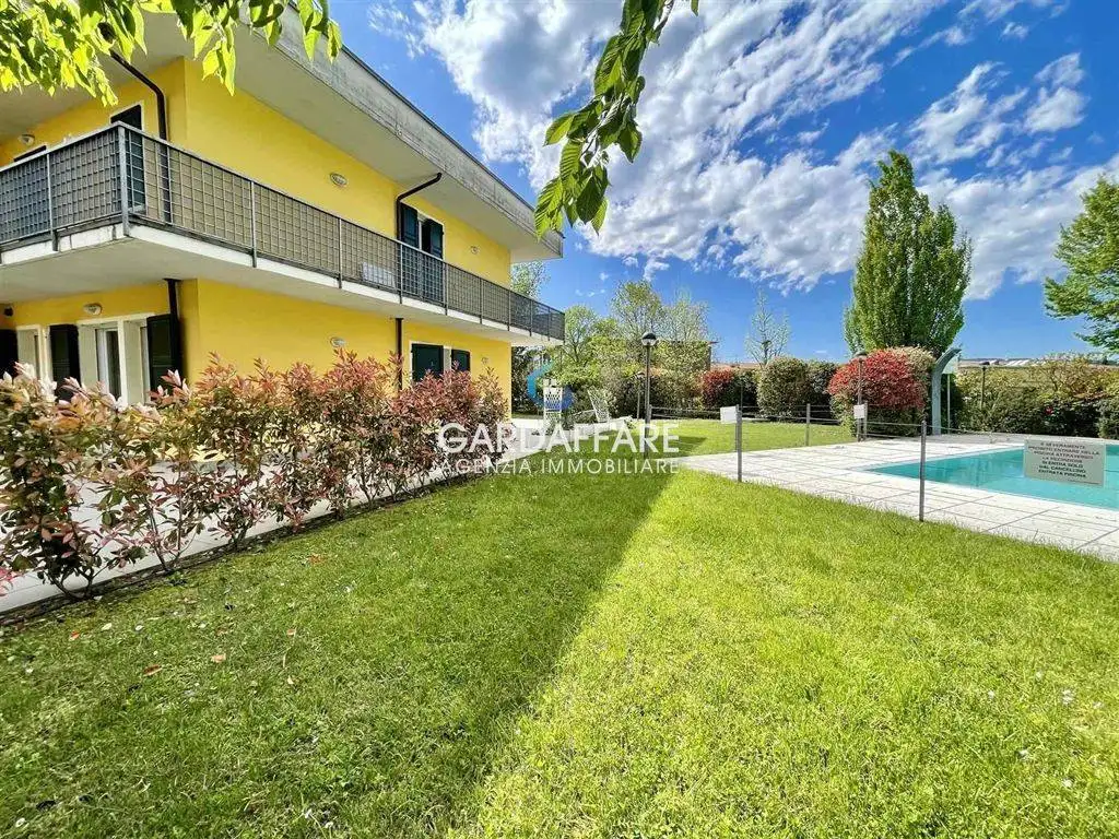 Villa in vendita a Manerba del Garda