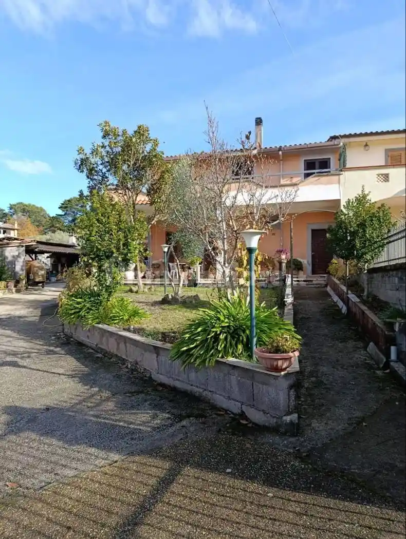 Villa in vendita a Rocca di Papa