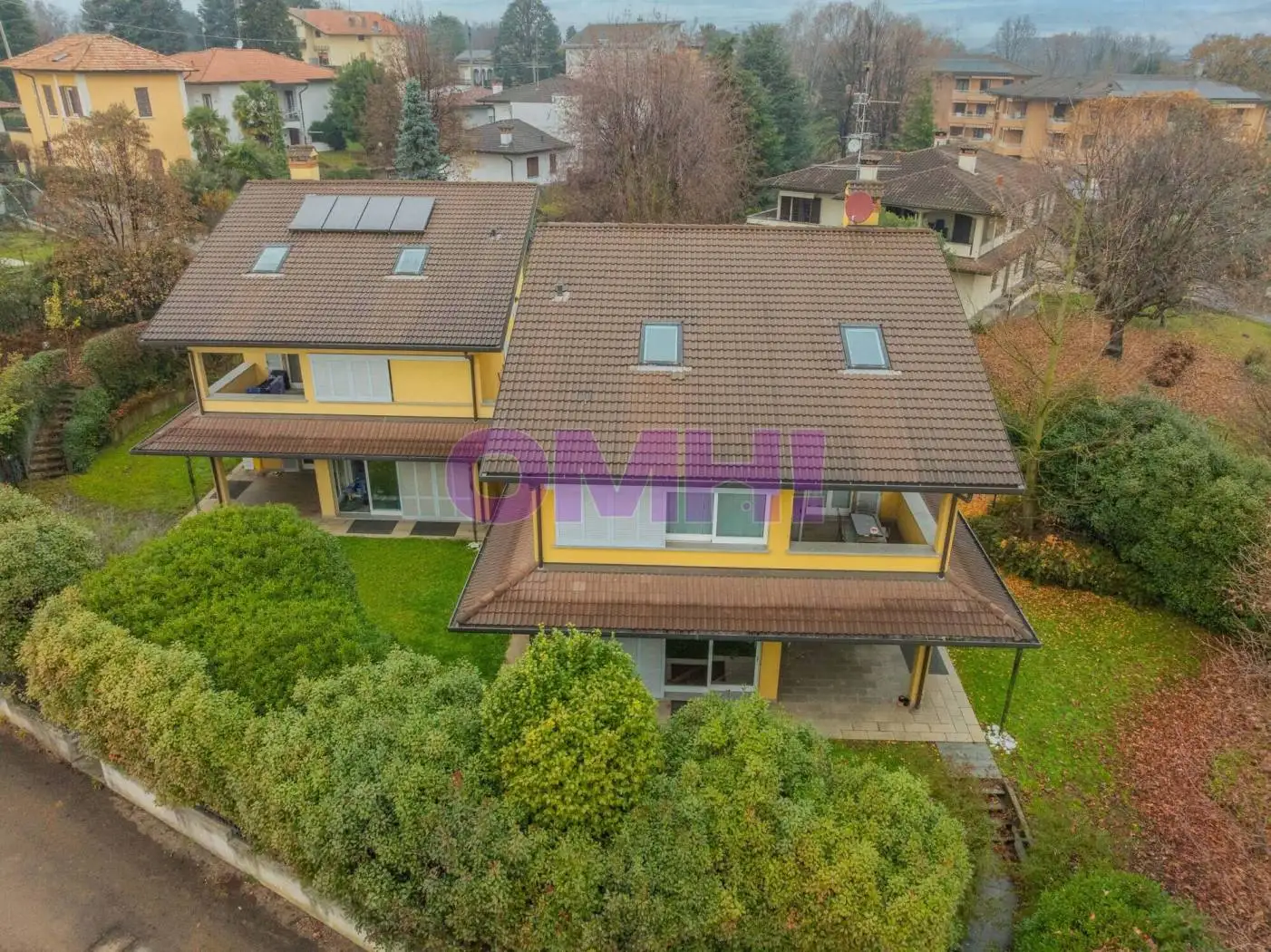 Villa bifamiliare via Giuseppe Mazzini 17, Cadorago Caslino Al Piano, Cadorago - foto 2