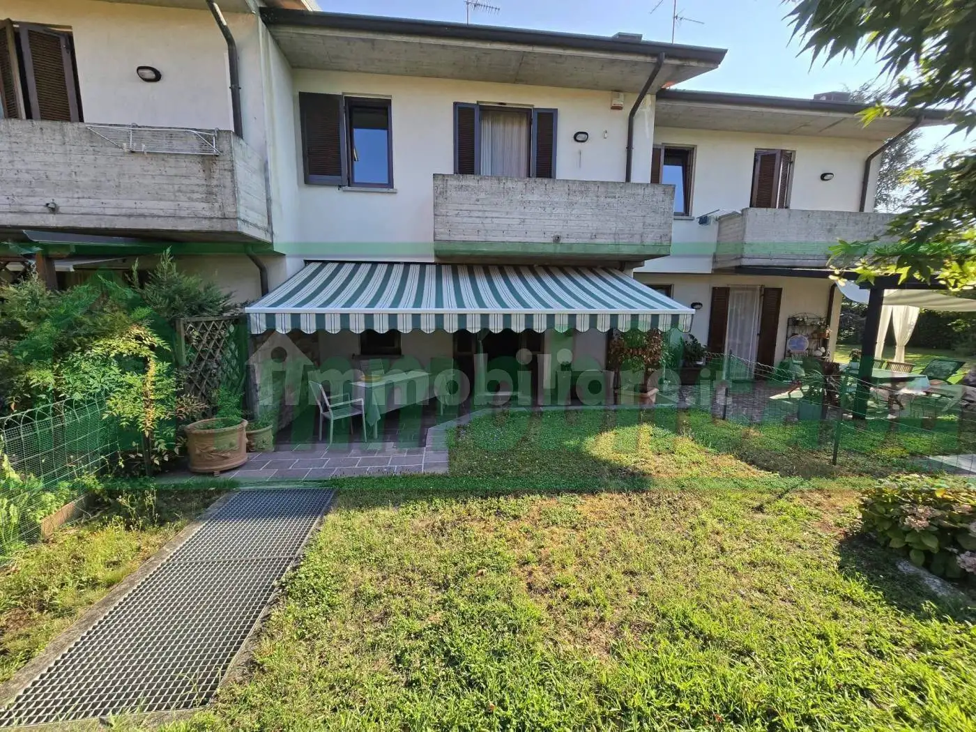 Villetta a schiera in vendita a Albano Sant'Alessandro