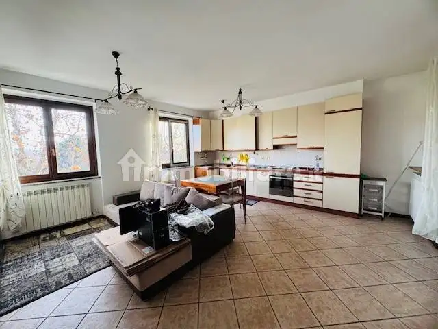 Trilocale via Alessandro Manzoni 9, Albiolo - foto 5