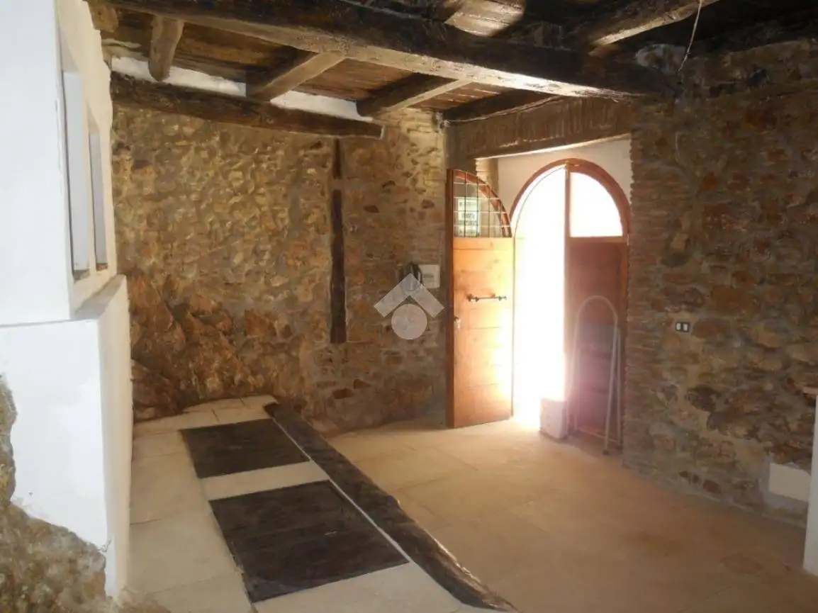 Appartamento in vendita a Olevano Romano