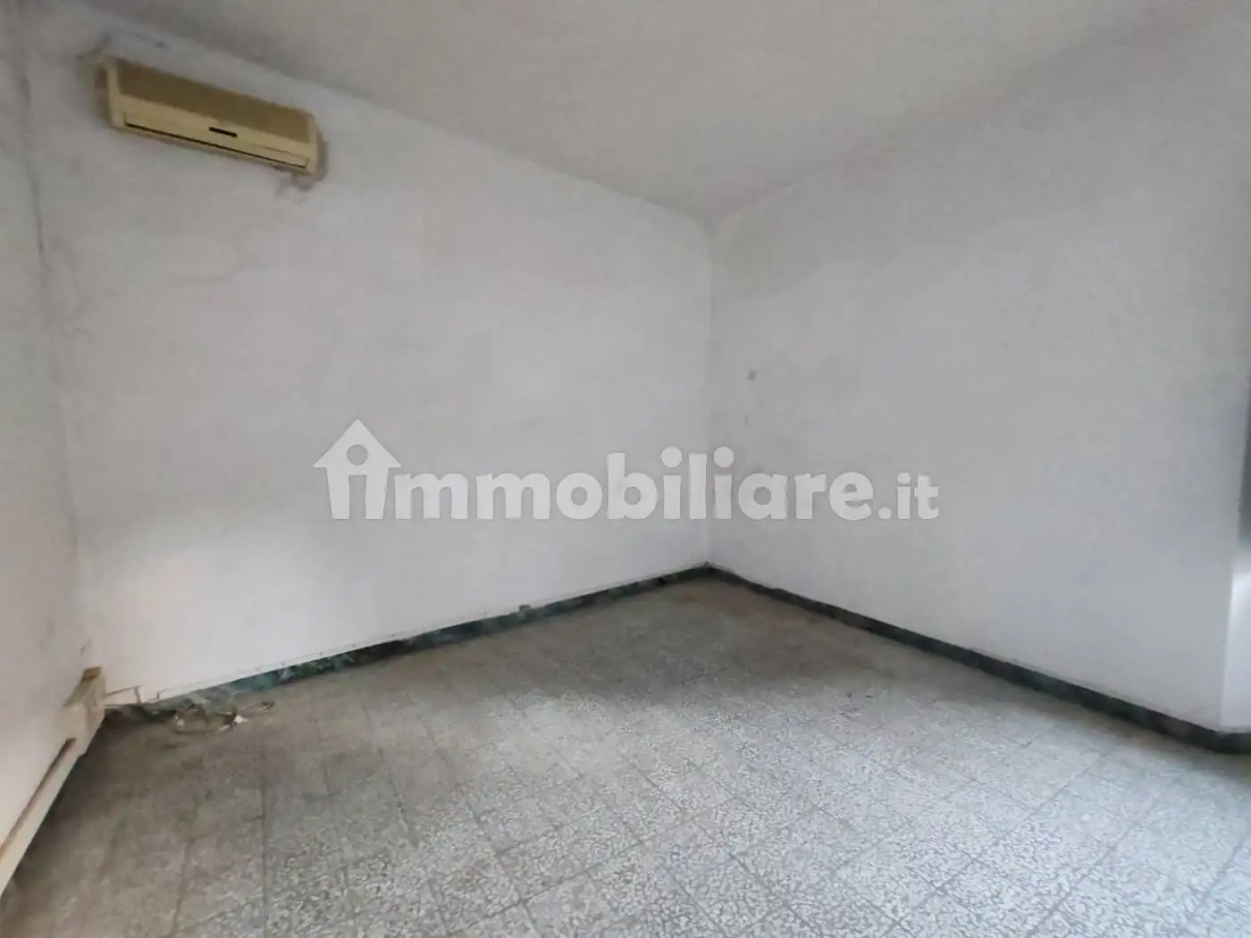 Quadrilocale da ristrutturare, primo piano, Debbia, Cervaiolo, Montignoso - foto 2