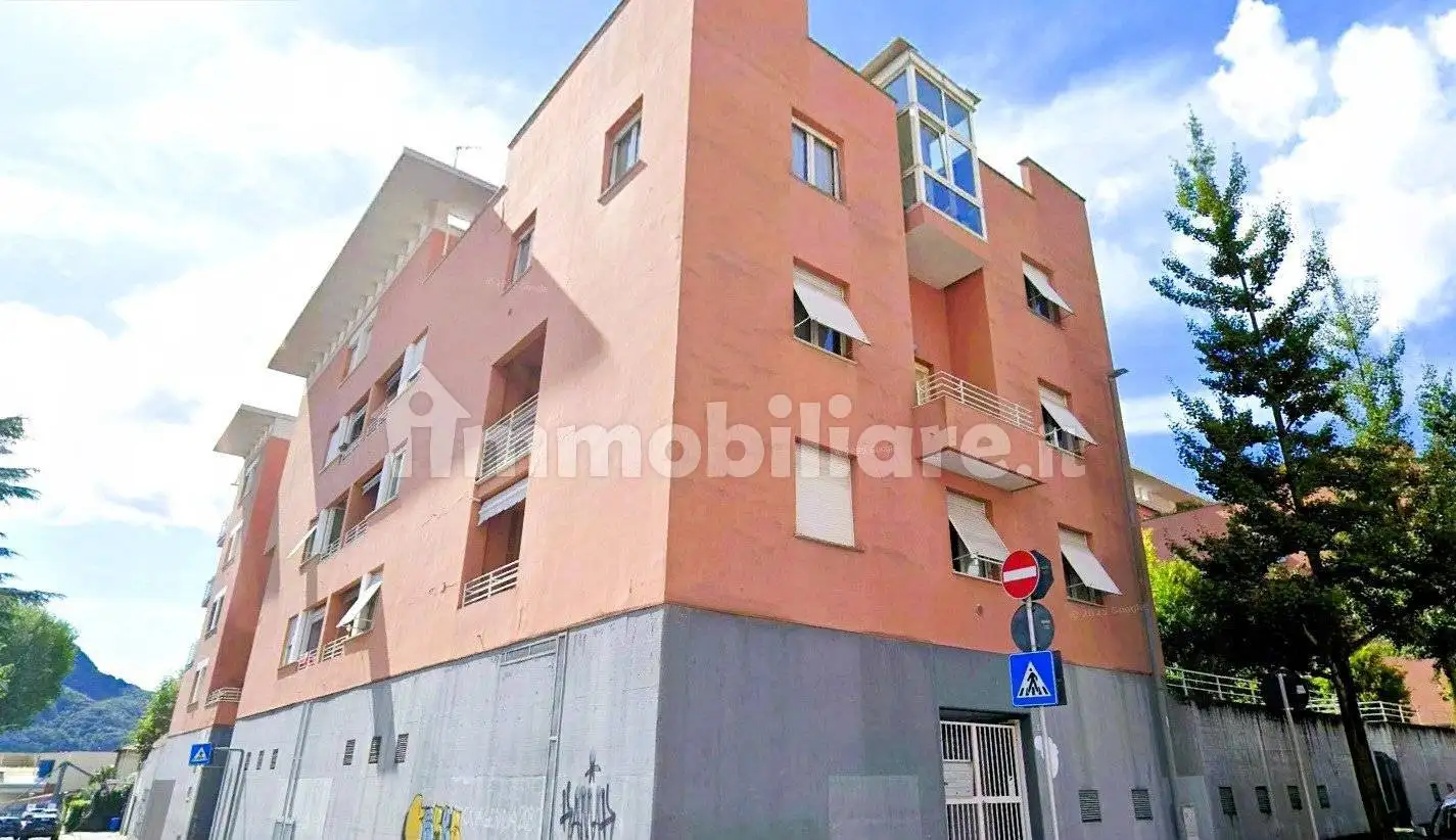 Appartamento in vendita a Lecco