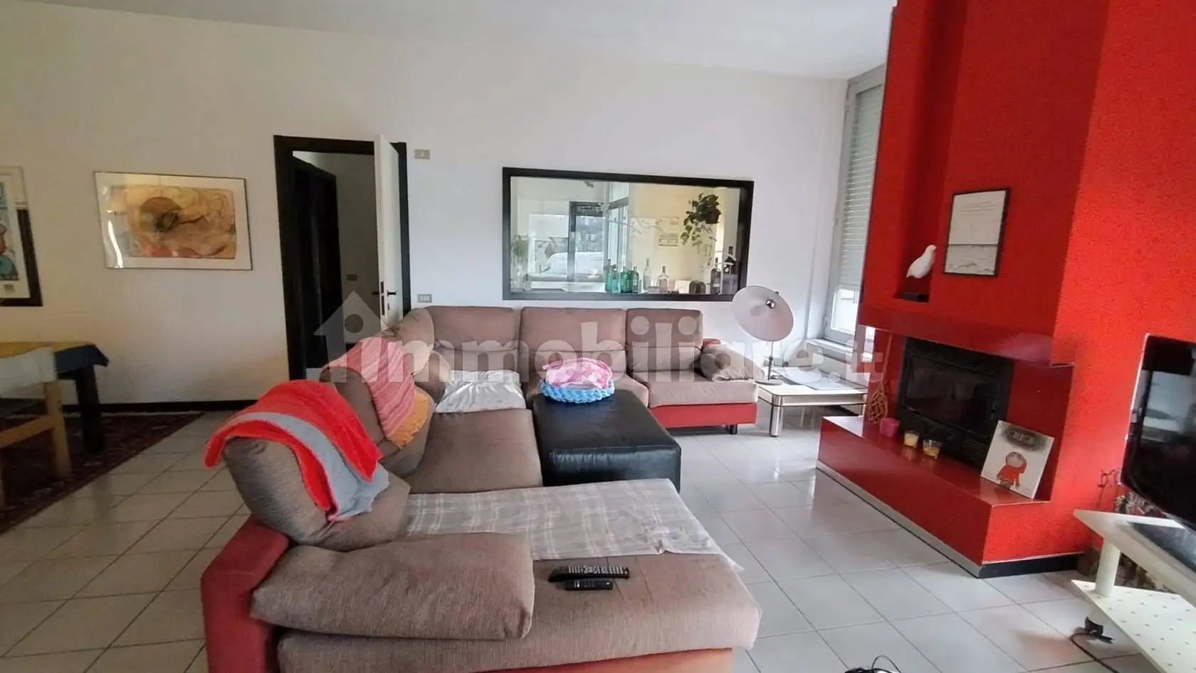 Appartamento in vendita a Alzate Brianza