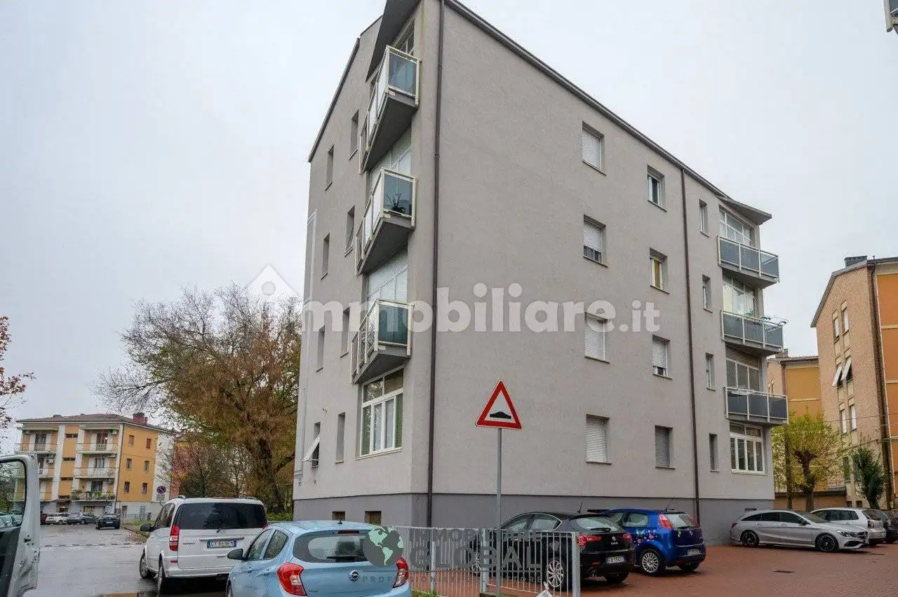 Appartamento in vendita a Modena
