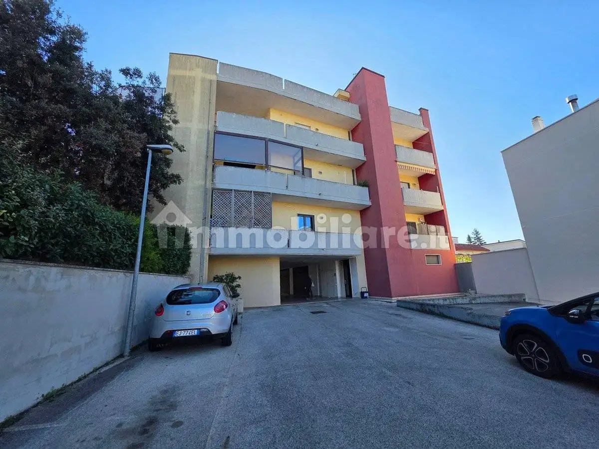 Appartamento in vendita a Turi