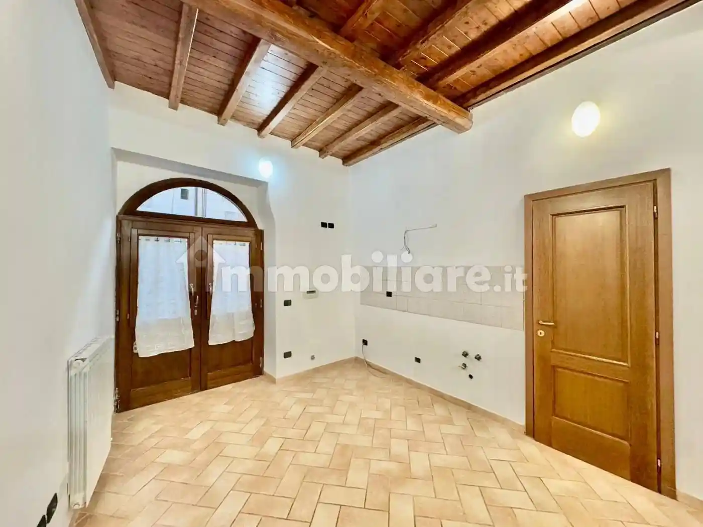 Trilocale via San Tommaso 40, San Pellegrino - Pianoscarano, Viterbo - foto 2