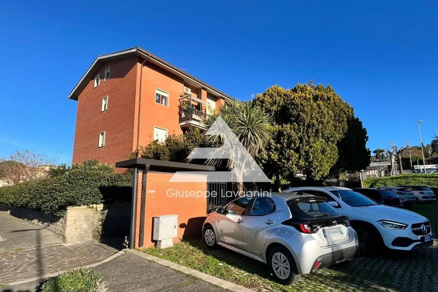 Trilocale via Don Luigi Sturzo, 37, Centro, Genzano di Roma - foto 2