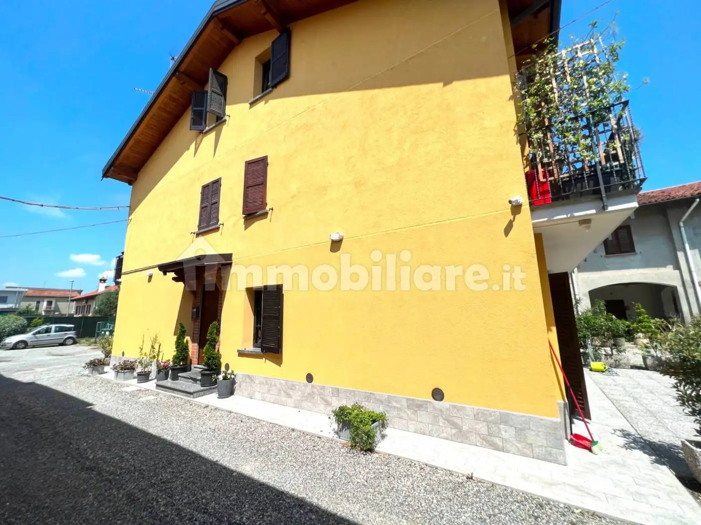 Appartamento in vendita a Carate Brianza