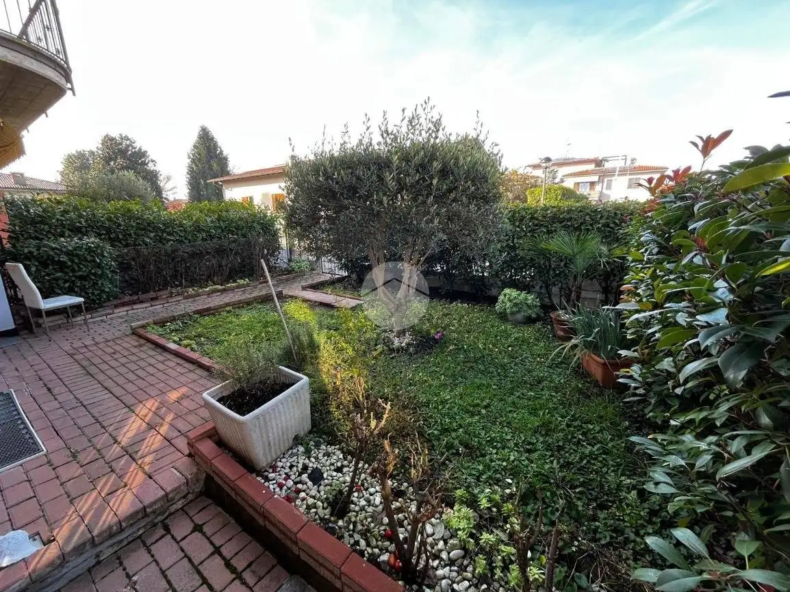 Trilocale piazza San Siro 9, Centro, Castel Mella - foto 4