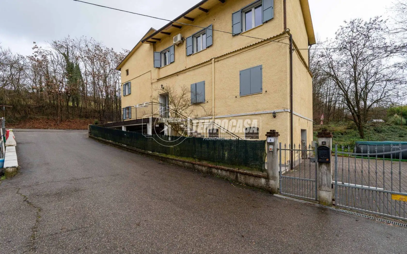 Villa bifamiliare via radici in monte, Castellarano - foto 2