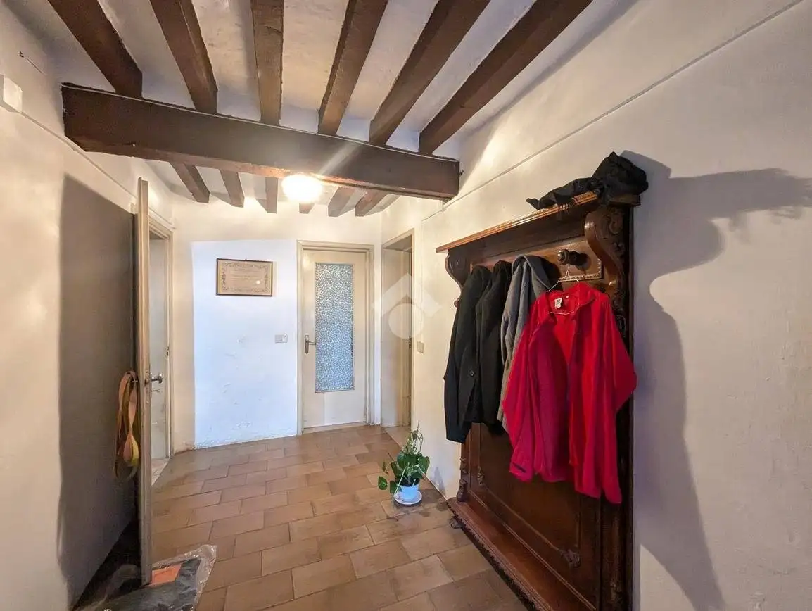 Casa indipendente in vendita a Gattatico