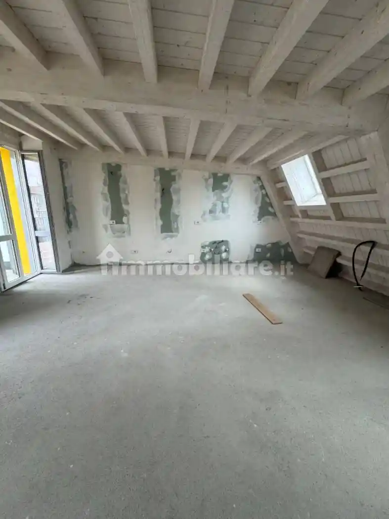 Trilocale via Michelangelo Buonarroti 4, Vercelli - Wagner, Milano - foto 2