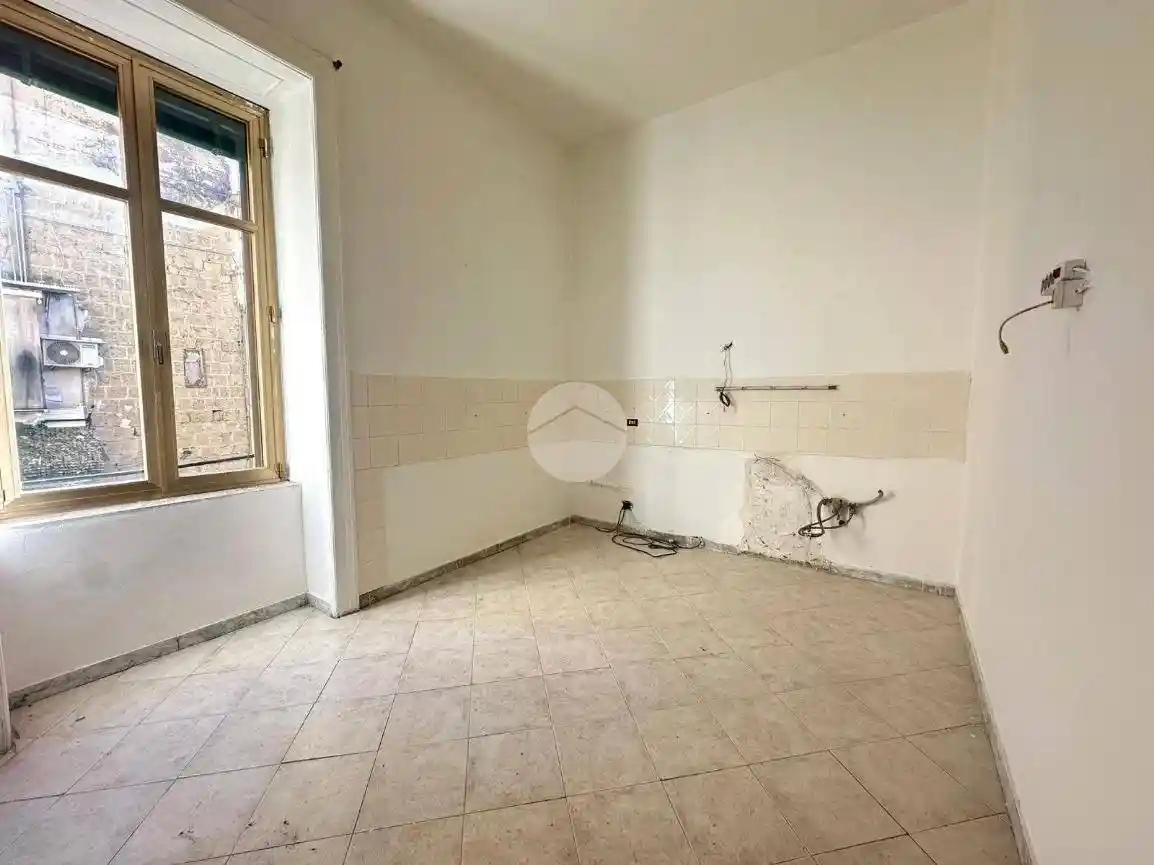 Trilocale via Paolo Giovio 1, Secondigliano, Napoli - foto 5