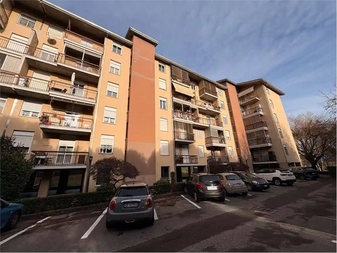 Appartamento piazza Avis, 9, Collina, Pinerolo - foto 2