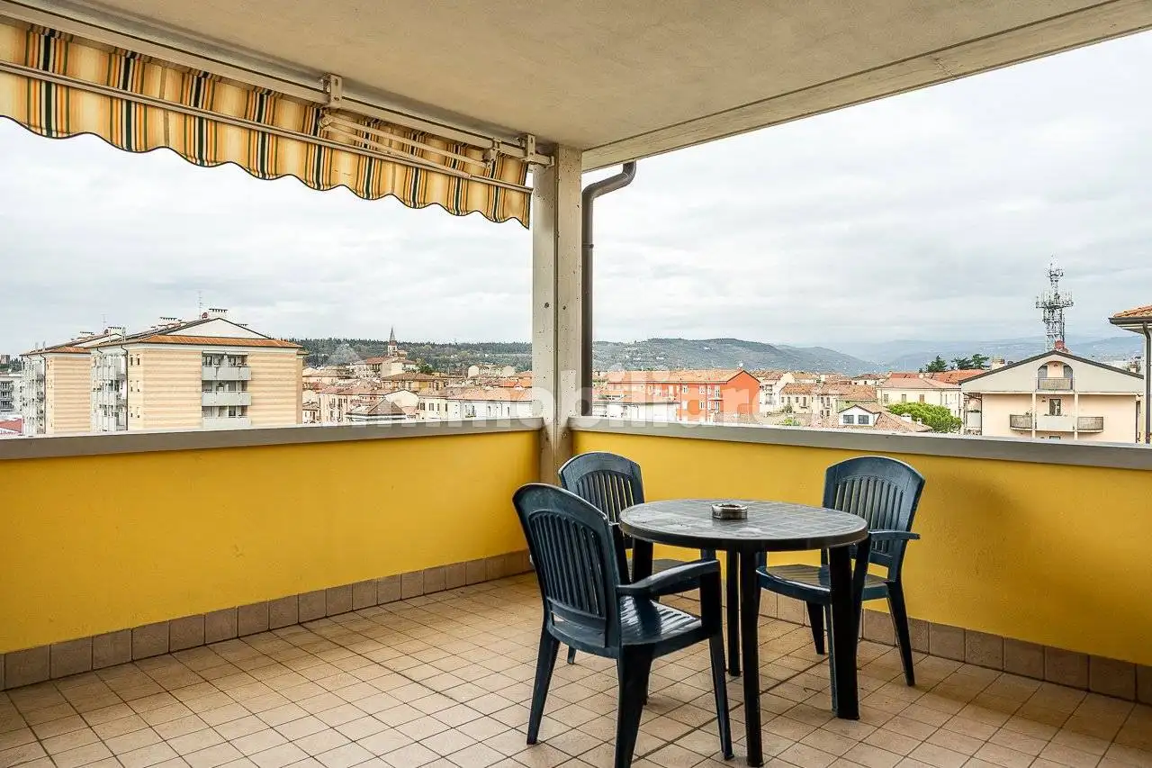 Appartamento in vendita a Verona