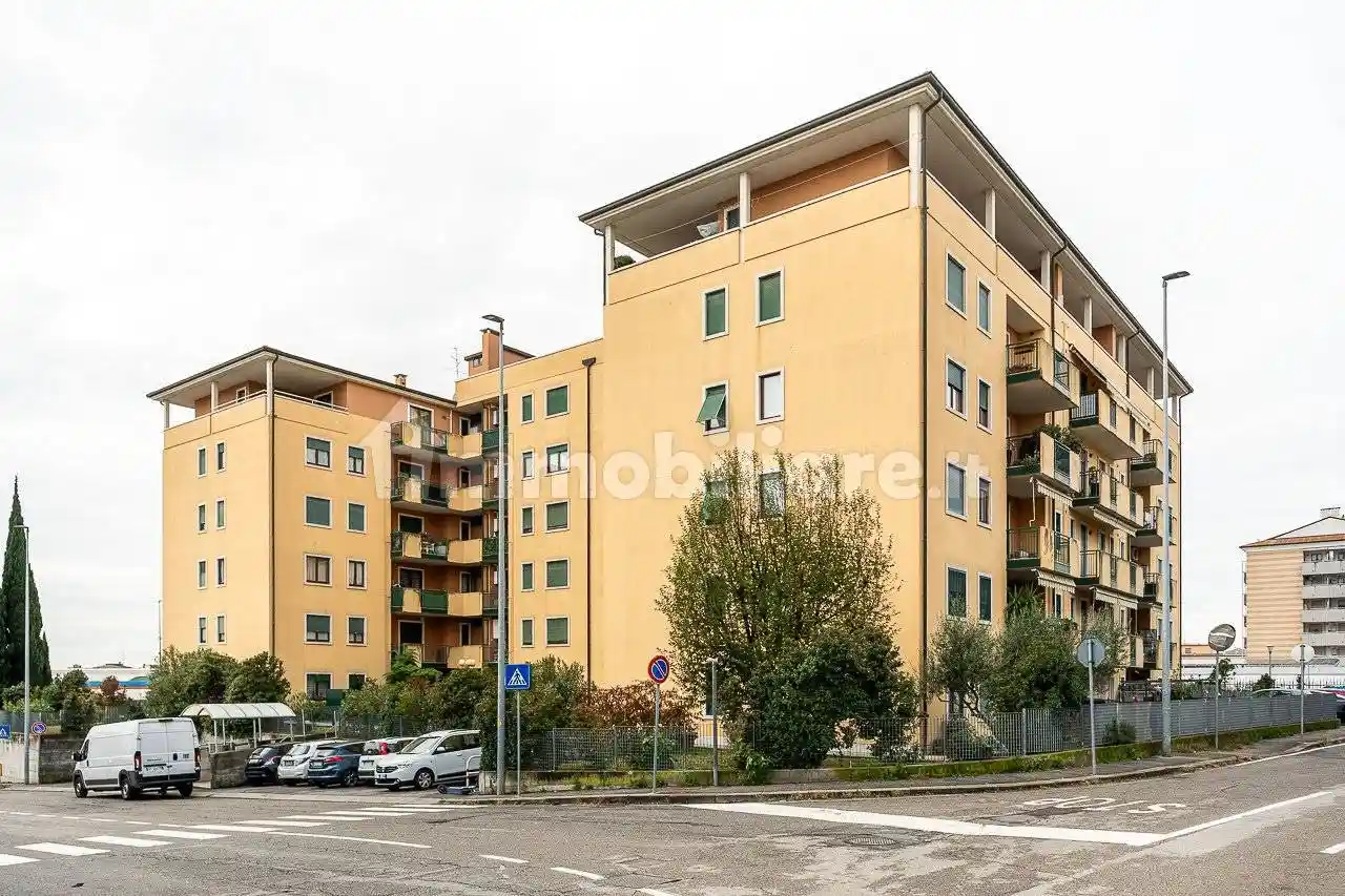 Appartamento ottimo stato, sesto piano, Borgo Venezia, Verona - foto 2