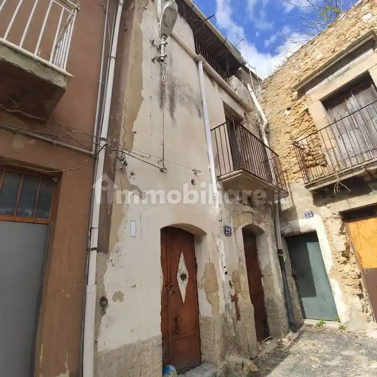Casa indipendente in vendita a Caltagirone