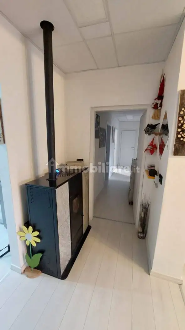 Quadrilocale via Montenars 21/4, Centro, Artegna - foto 4