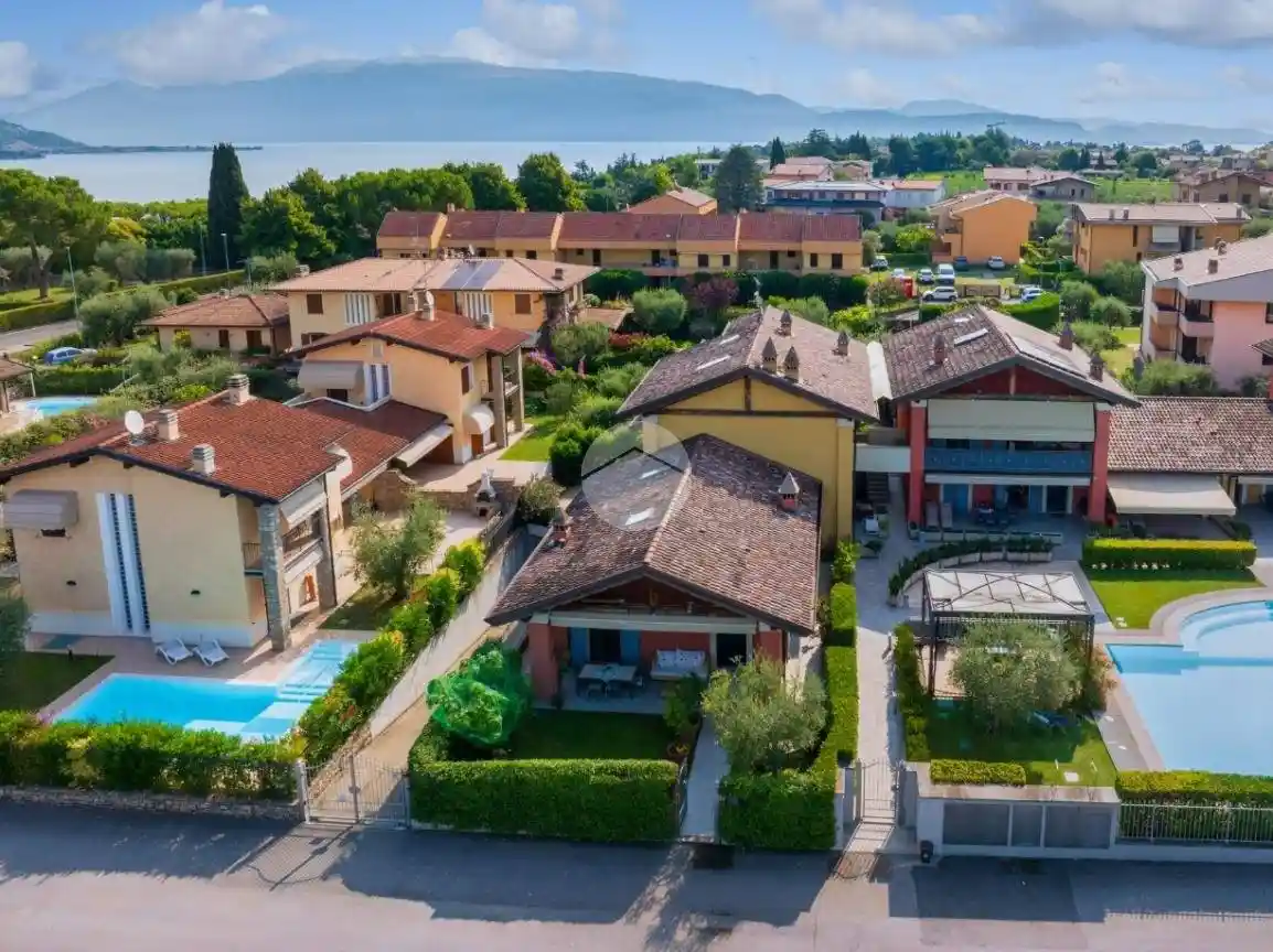 Villetta a schiera - foto 2