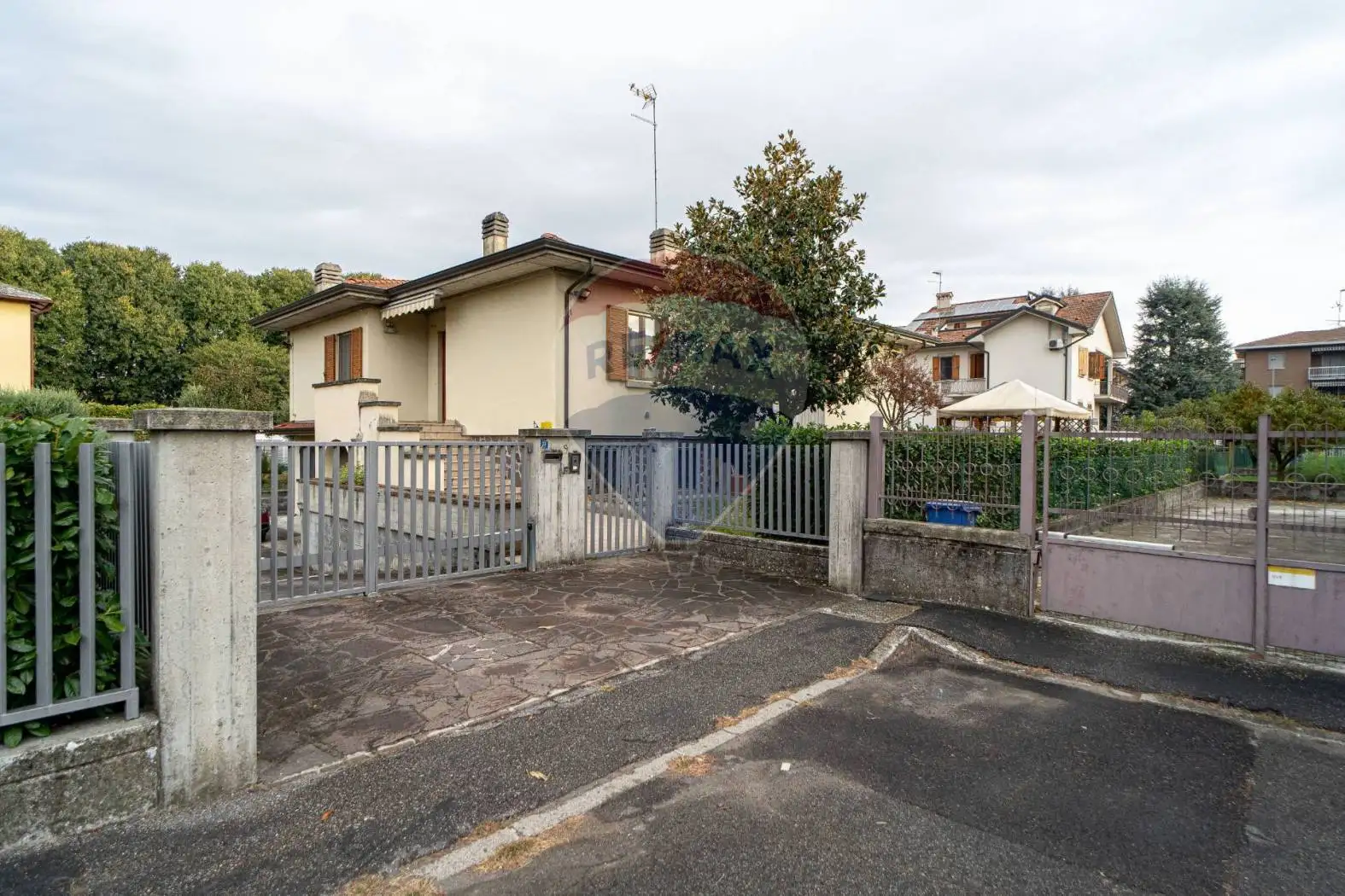 Villa in vendita a Collecchio