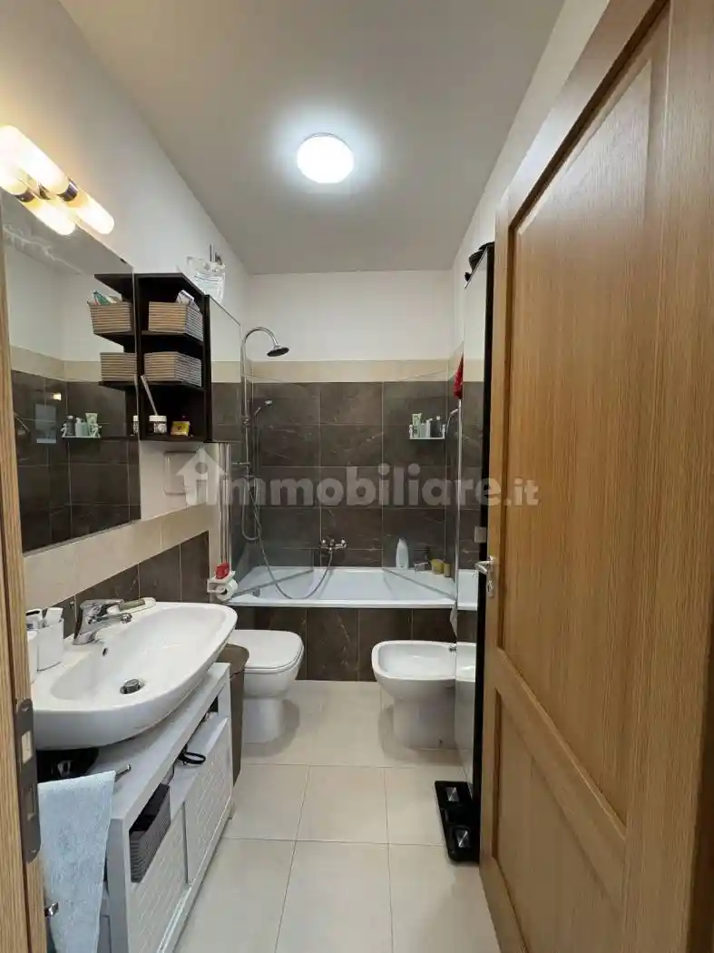 Monolocale ottimo stato, secondo piano, Fonte Laurentina, Roma - foto 3