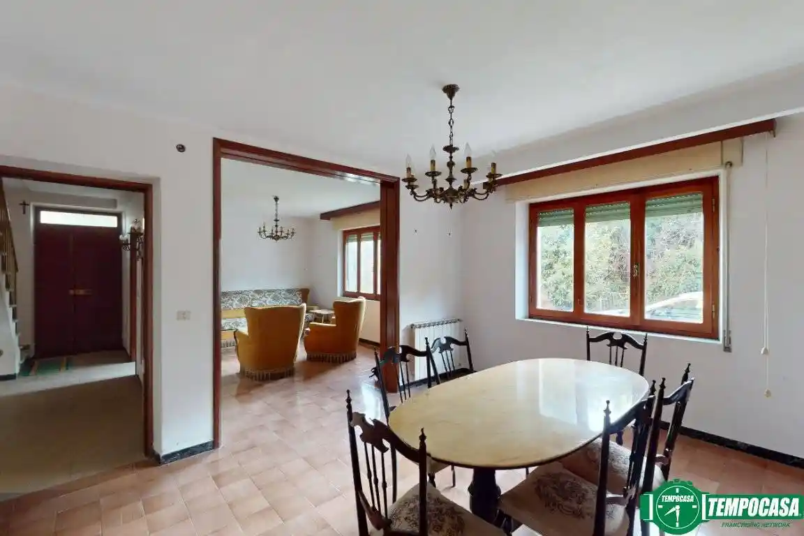 Villa in vendita a Vezzano Ligure