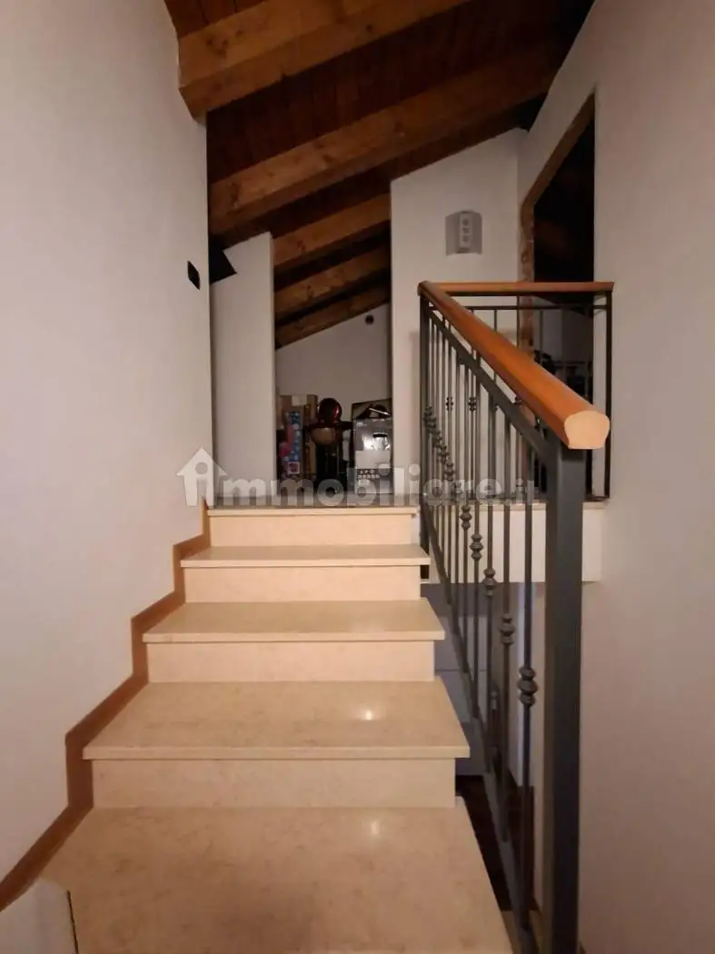 Villa a schiera via dei Granatieri, Centro, Due Carrare - foto 5