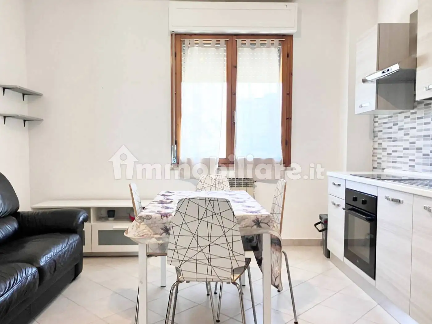 Appartamento in affitto a Cascina