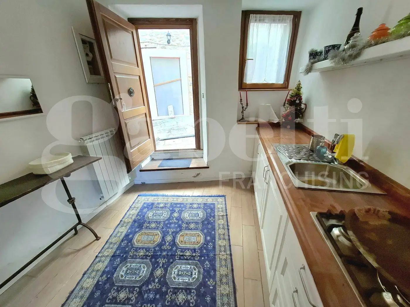 Casa indipendente in vendita a Rocca di Mezzo