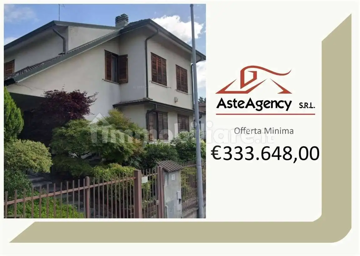 Villa in asta a Peschiera Borromeo