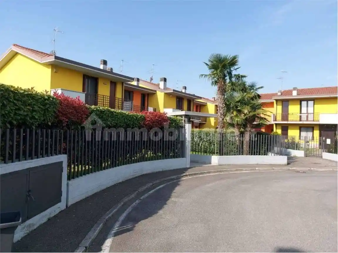 Villetta a schiera - foto 2