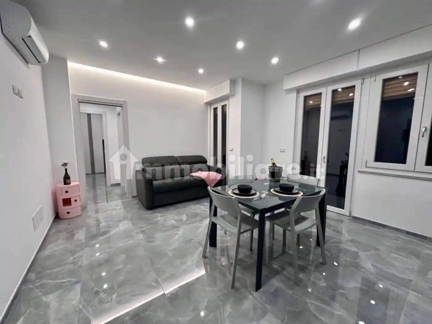 Appartamento in vendita a Pietra Ligure