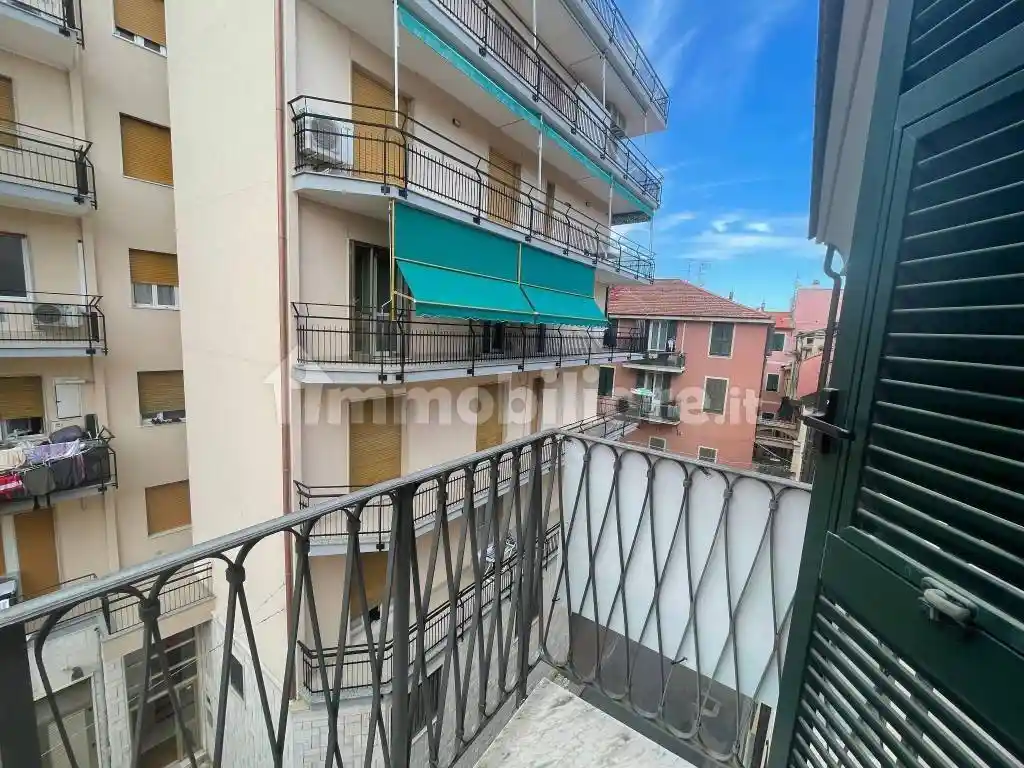 Appartamento in vendita a Loano