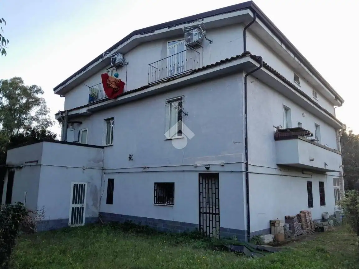 Palazzo - Edificio in Vendita - foto 2