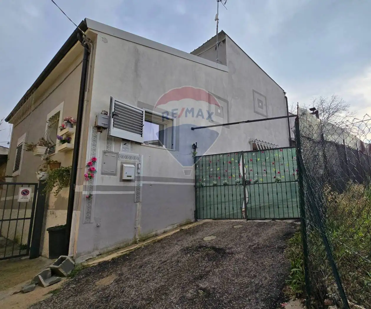 Casa indipendente in vendita a Sulmona