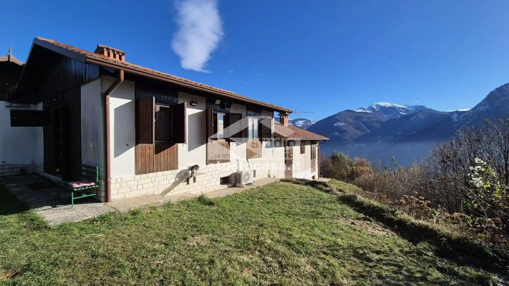 Villetta a schiera in vendita a Solto Collina