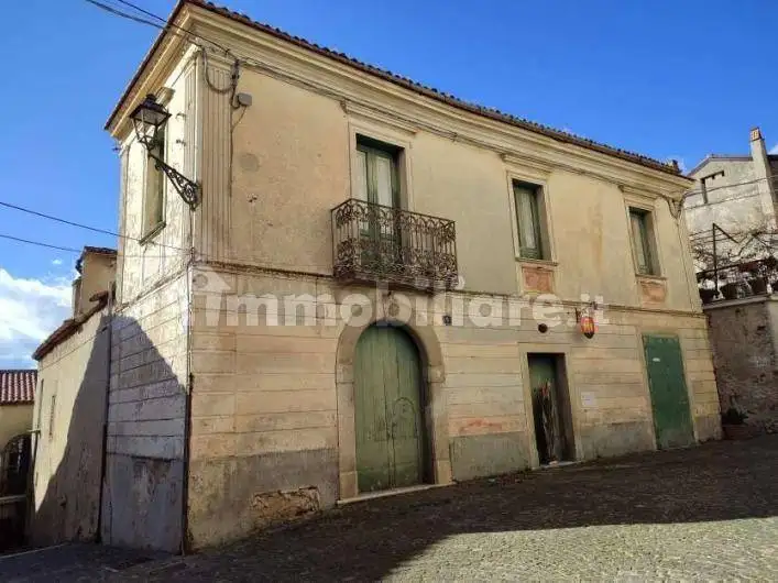 Appartamento in asta a Padula