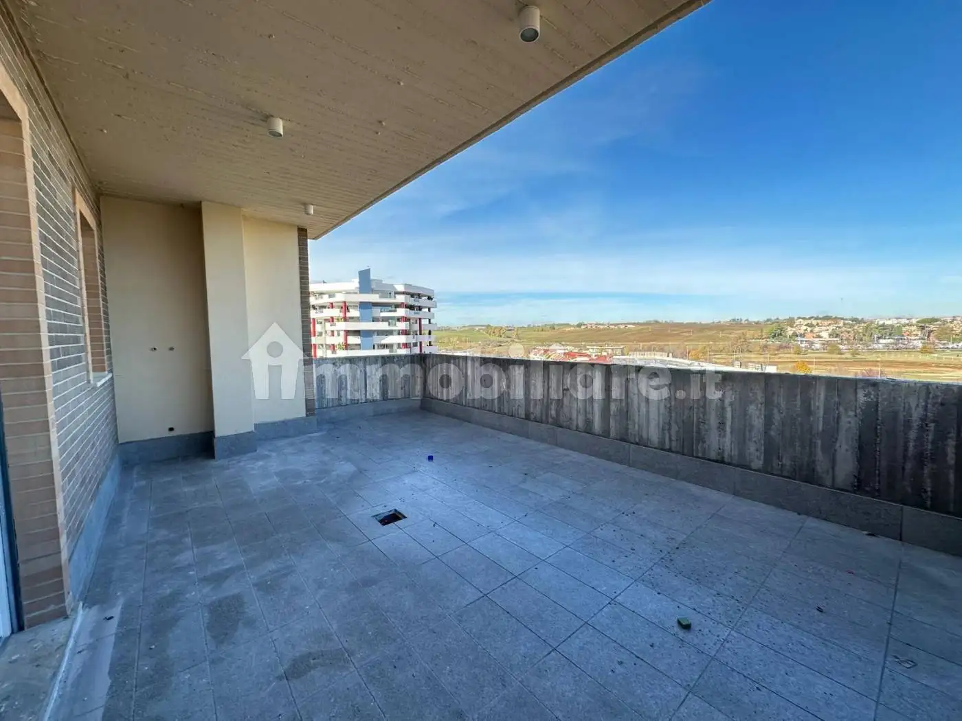 Appartamento in vendita a Guidonia Montecelio