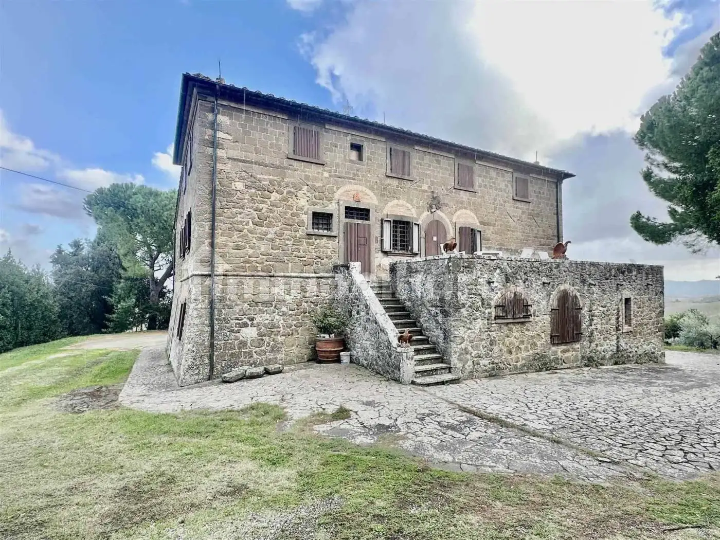 Villa in vendita a Montecatini Val di Cecina